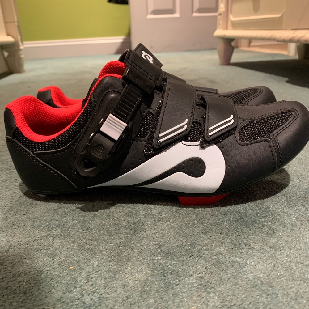 Peloton Cycling Shoes - BRAND NEW